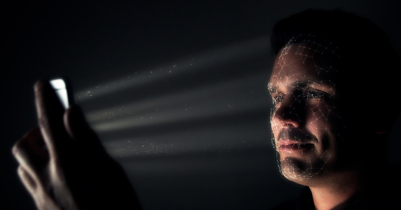 サイバートラスト、ソニーセミコンダクタソリューションズのスマホ搭載顔認証技術を活用しオフラインでのセキュアな FW 更新の仕組みを実証